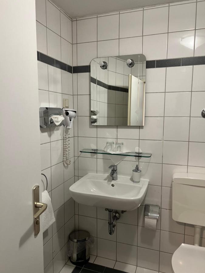 Hotel Schwartzer Loewe Babenhausen  Zewnętrze zdjęcie